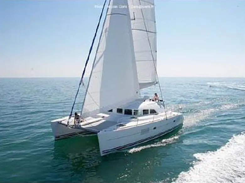 Lagoon 380