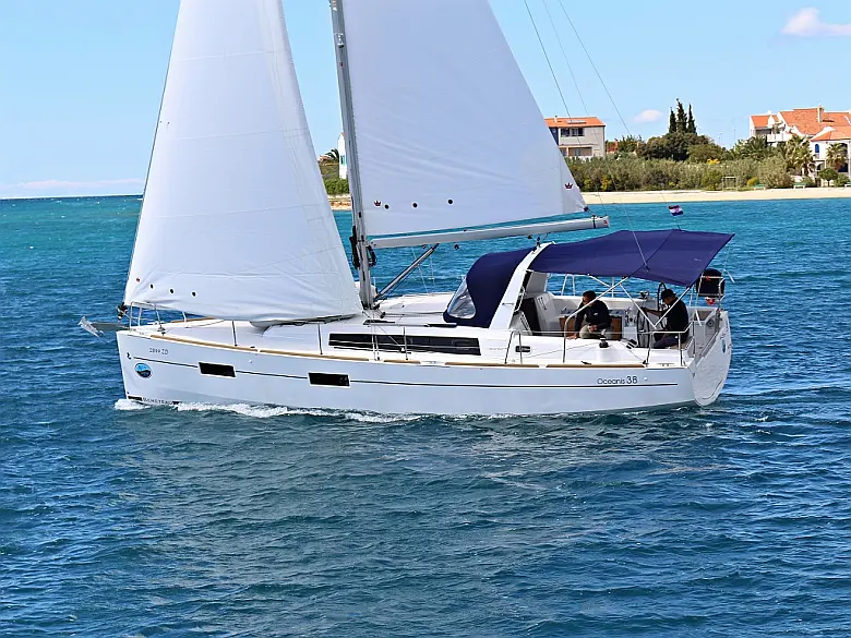 OCEANIS 38.1 BT
