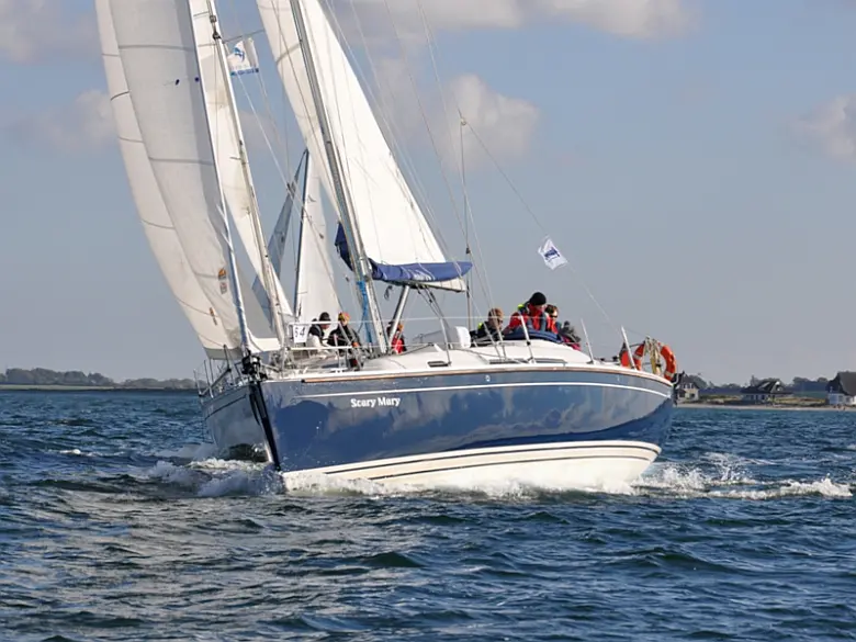 Hanse 370