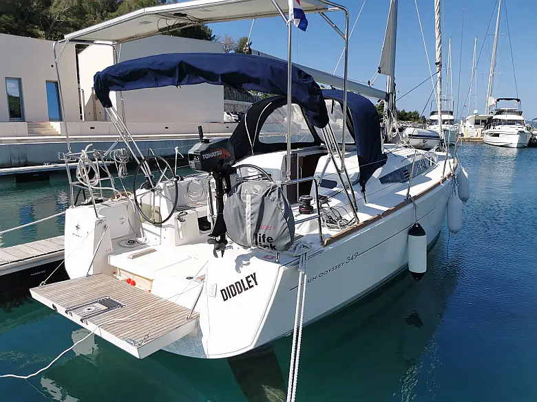 Sun Odyssey 349