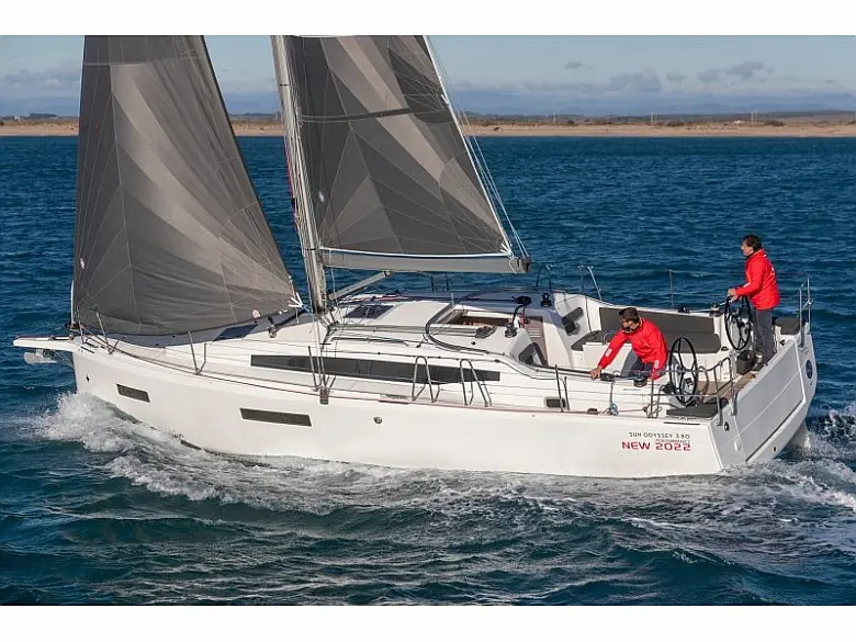 Sun Odyssey 380