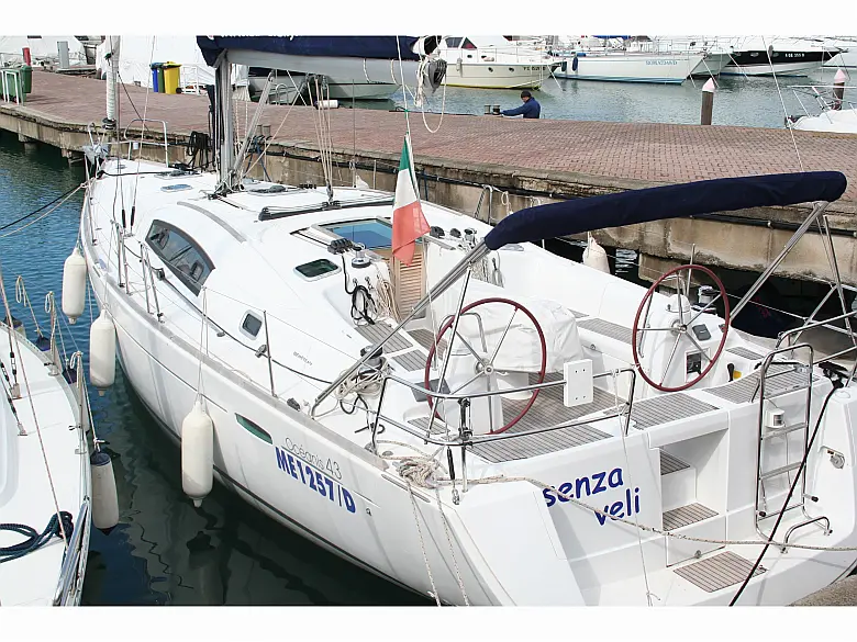Oceanis 43