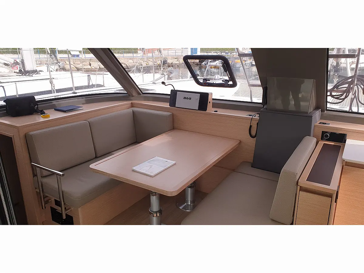 Nautitech 40 Open - Lullaby  - Internal image