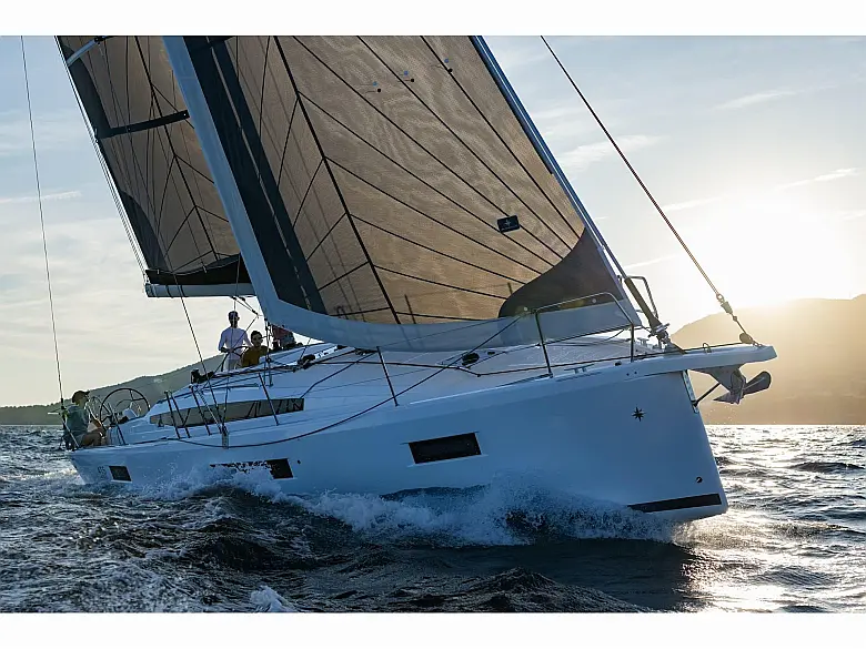 Sun Odyssey 415