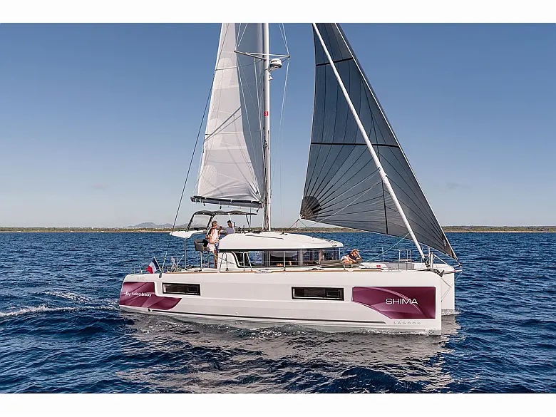 Lagoon 40