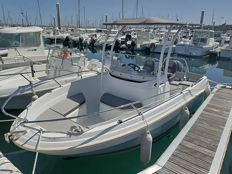 Cap Camarat 5.5 CC