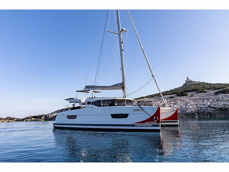 Lucia 40 