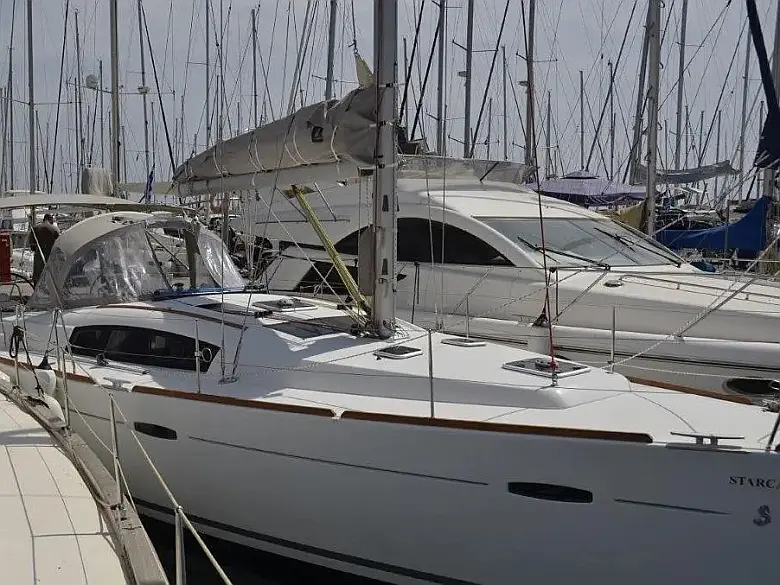 Oceanis 43