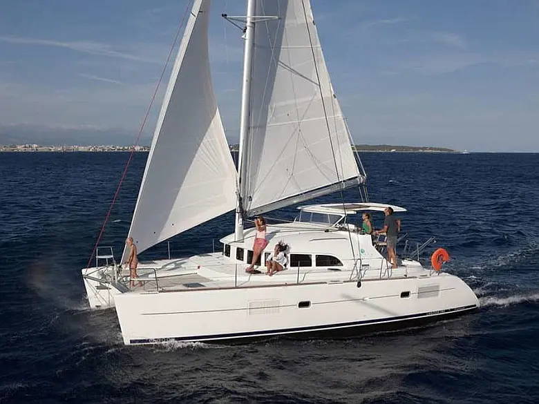 Lagoon 380
