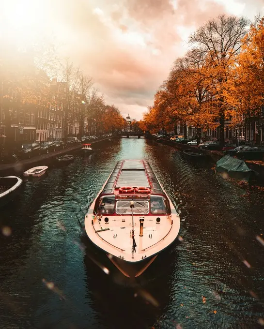 Canal Charter