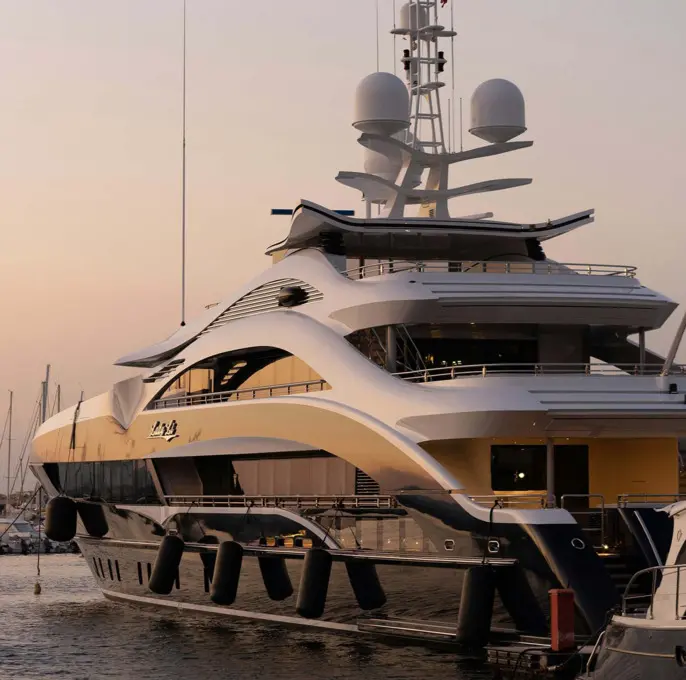 Crew vacancies